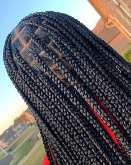 Medium Large Knotless Braids